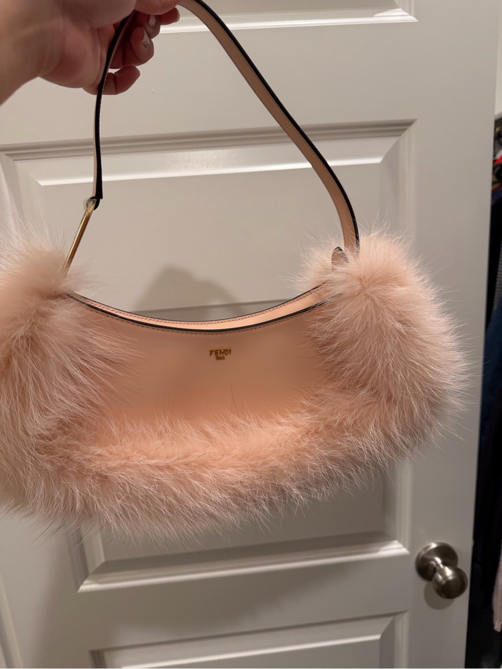 Fendi O'Lock Swing In Pink shoulder bag